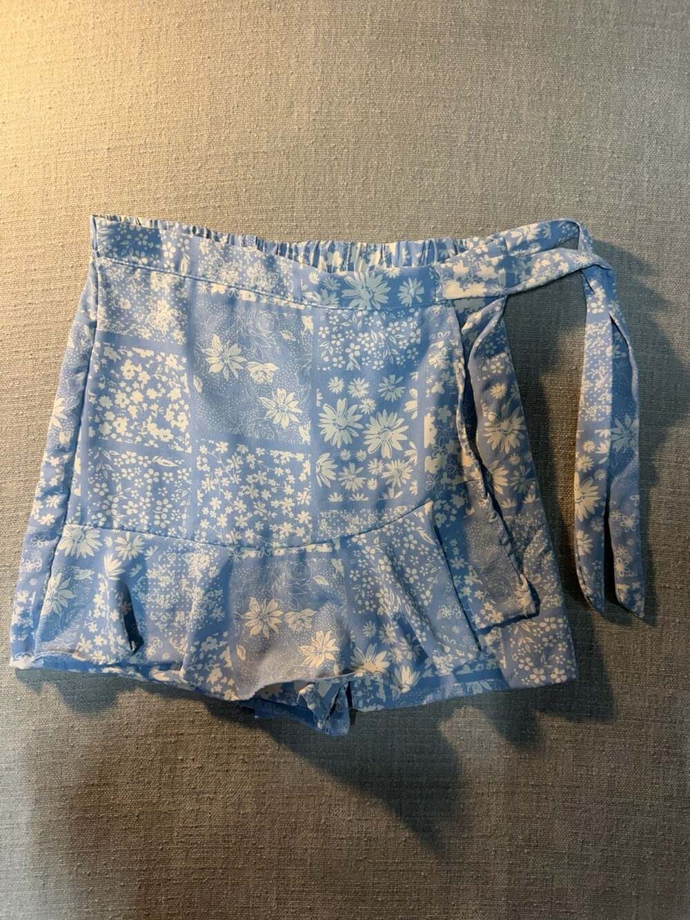 Altar'd State Women's Blue and White Floral Patchwork Print Skort with Tie Detai